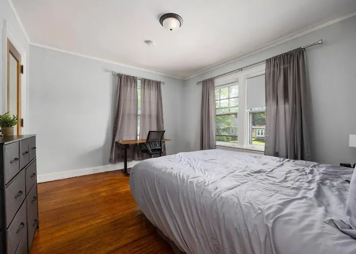 Private With Full Bed Cozy And Quiet *